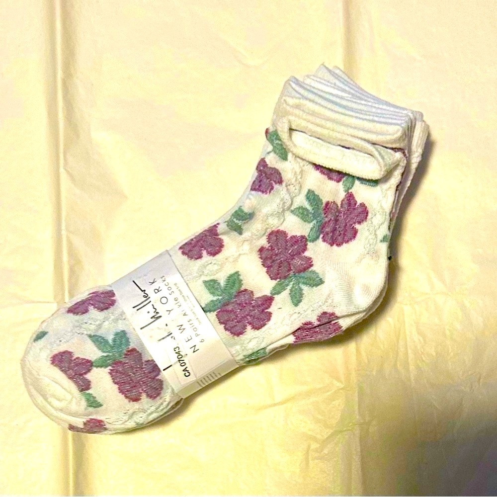 NWT NICOLE MILLER NEW YORK 6 PACK FLORAL ANKLE SOCKS Sz 9-11